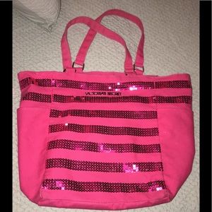 Pink Victorias Secret Tote (MAKE OFFERS)
